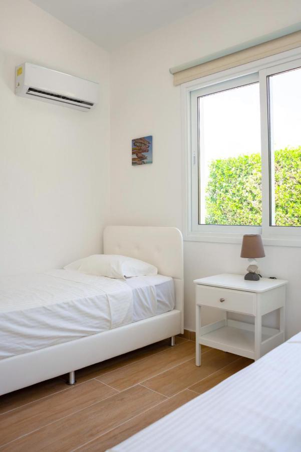 Bungalow Mikaella By Ezoria Villas Kólpos tón Korallíon Eksteriør bilde