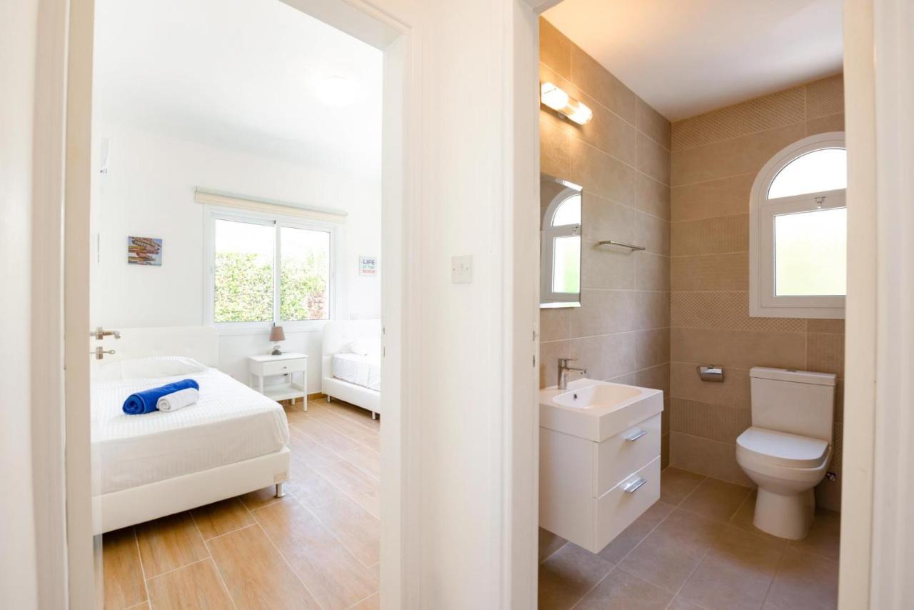 Bungalow Mikaella By Ezoria Villas Kólpos tón Korallíon Eksteriør bilde