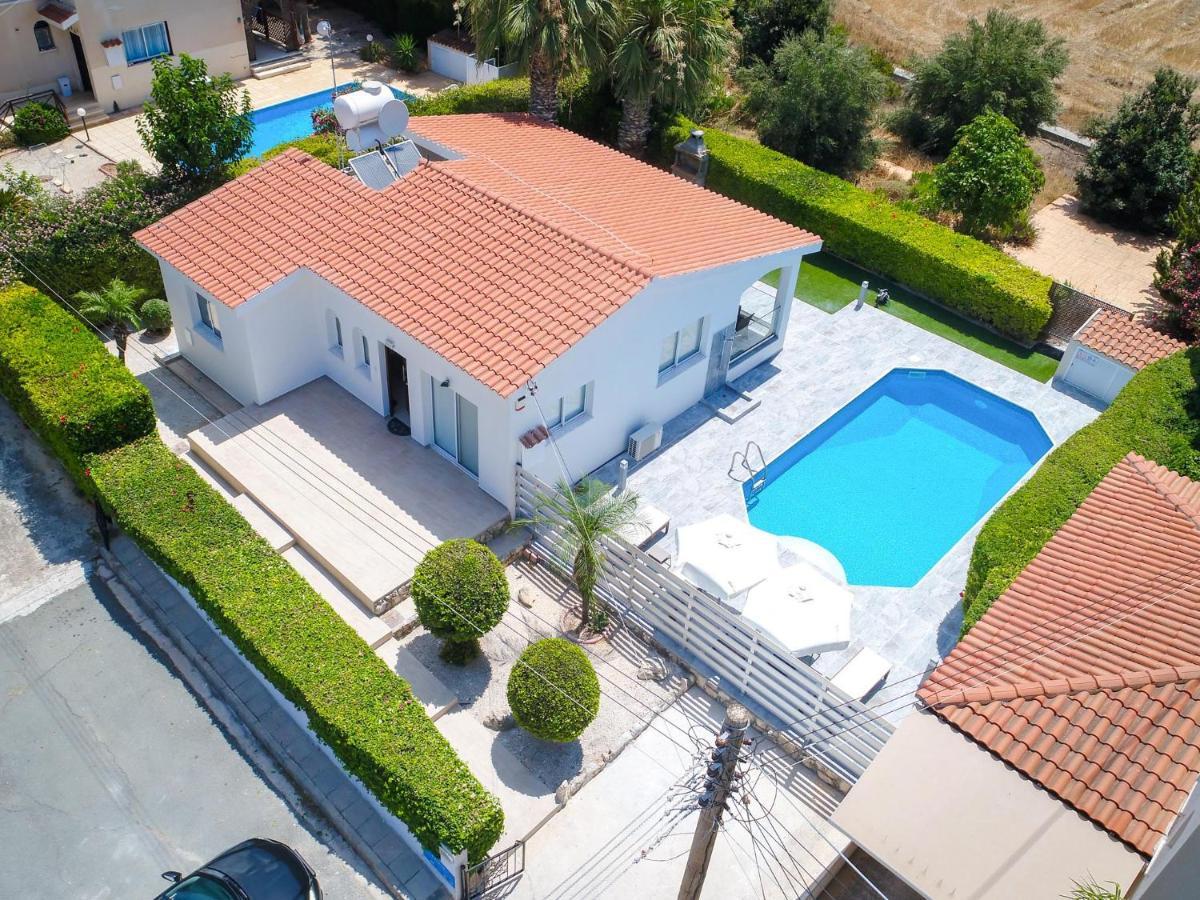 Bungalow Mikaella By Ezoria Villas Kólpos tón Korallíon Eksteriør bilde