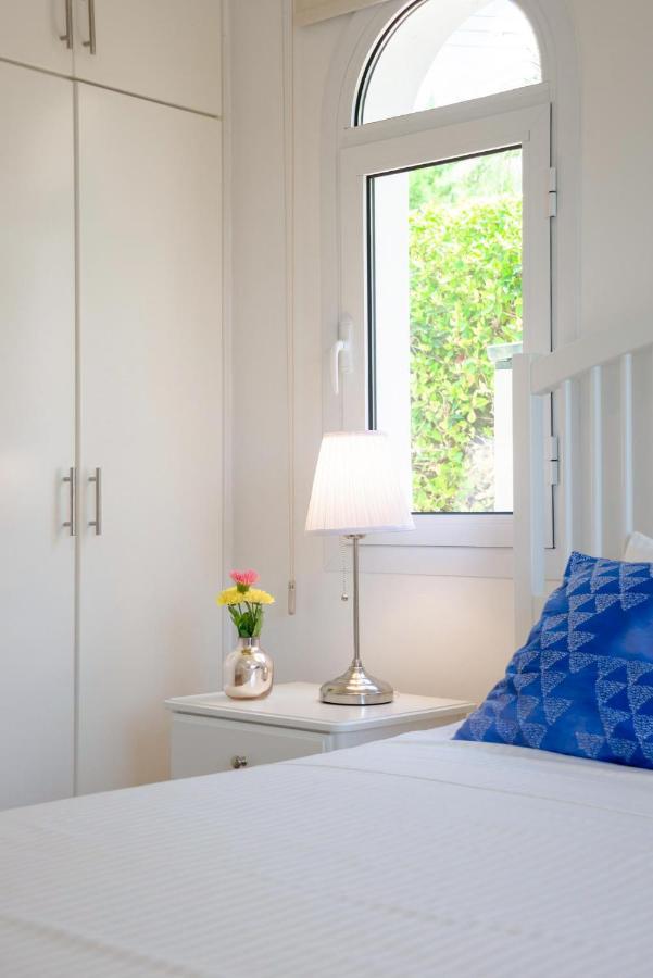 Bungalow Mikaella By Ezoria Villas Kólpos tón Korallíon Eksteriør bilde