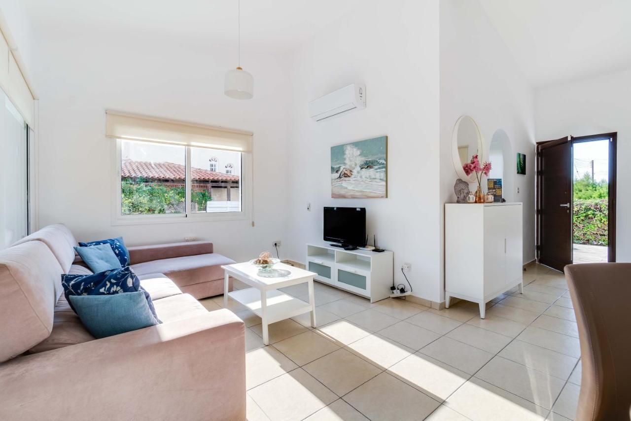 Bungalow Mikaella By Ezoria Villas Kólpos tón Korallíon Eksteriør bilde